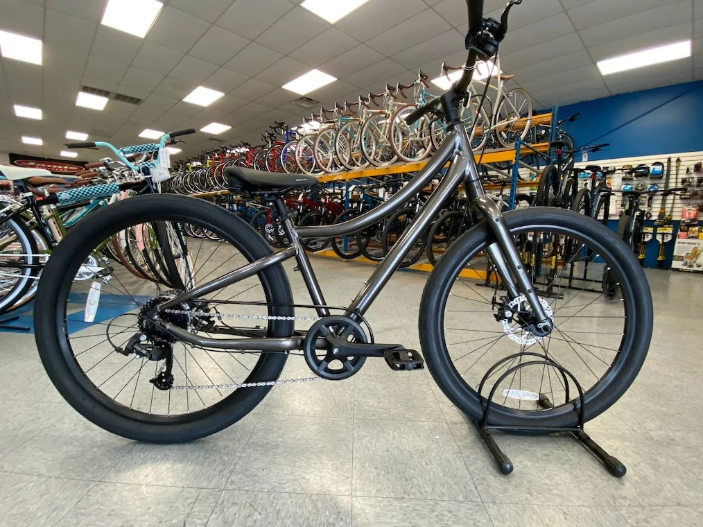 Giant Momentum Vida - Charcoal 2022 4 Giant Momentum Vida - Charcoal 2022 - Image 2