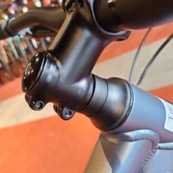 Giant We Ship! Talon 2-GU - Knight Shield 2022 -Giant Sales Shop DhStpEgkNERkUJ UGwK39Wu9o