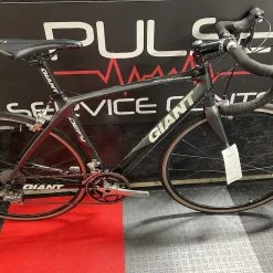 Giant Defy Advanced Shimano 105/FSA Size Large