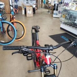 Giant Anthem Full Suspension Mountain Bike - Red -Giant Sales Shop FzS1kRmecxHmzJDAGjxYgjnGY