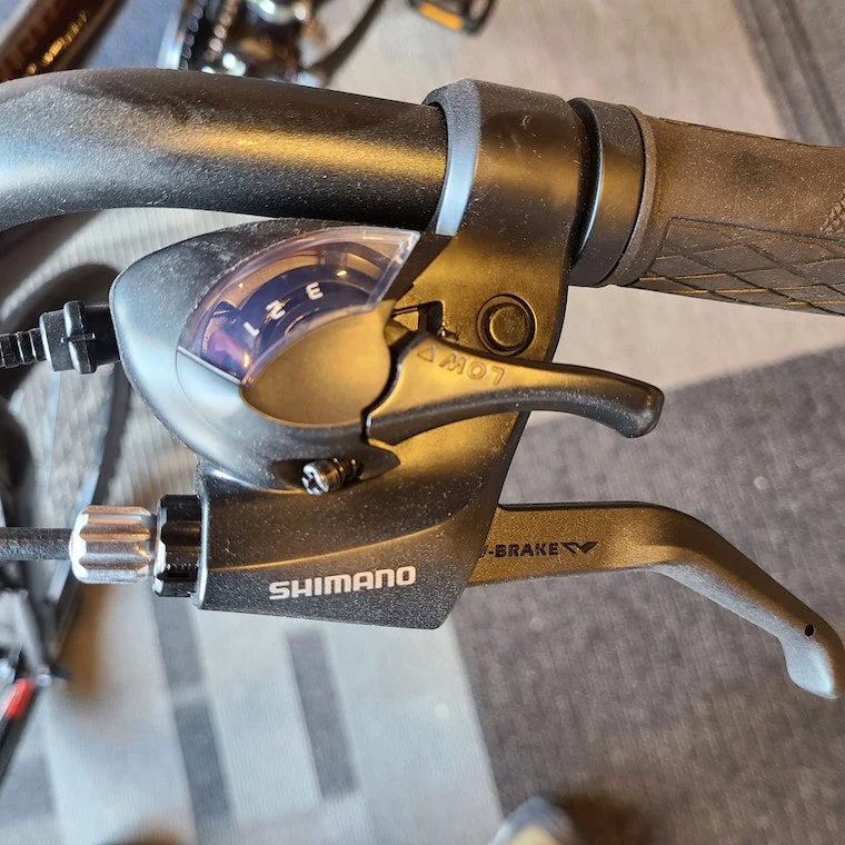 Giant We Ship!! Escape 3 Comfort - Rosewood 2021 5 Giant We Ship!! Escape 3 Comfort - Rosewood 2021 - Image 3