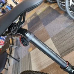 Giant Roam 4 Disc-GU Shimano Altus - Black 2021 -Giant Sales Shop L8lmYcI4nysaiuFpRlmzlILmM