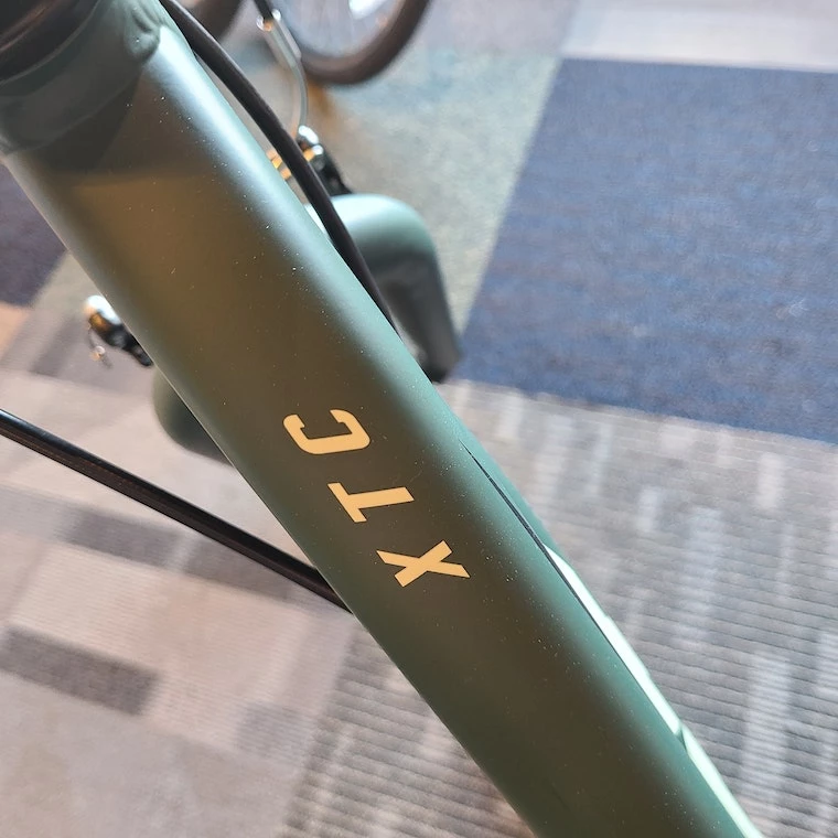 Giant We Ship! XtC Jr 24 Lite Trekking Green 2021 4 Giant We Ship! XtC Jr 24 Lite Trekking Green 2021 - Image 2