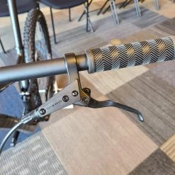 Giant We Ship! Stance 29 2(Crest Fork) - Gunmetal Black 2021 -Giant Sales Shop QwVj3iMZcos8utGjaMXdJRQkE