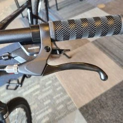 Giant Roam 4 Disc-GU Shimano Altus - Black 2021 -Giant Sales Shop Uog8FtsBc16ql6DsLJPYNG8tQ