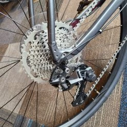 Giant Roam 2 Disc-GU Shimano Deore - Charcoal 2021 -Giant Sales Shop arwesFeG6utO7yLRtl1ea3DmQ