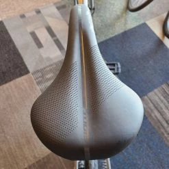 WE SHIP! Giant Escape 2 Disc Shiman Altus - Concrete 2021 -Giant Sales Shop dlTVcywO8gd2qqmieiLyFDVqk