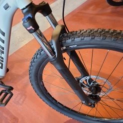 Giant We Ship! Talon 29 2-GU - Concrete 2021 -Giant Sales Shop jxItguEVBk3YWJLrgslFZnZ1w